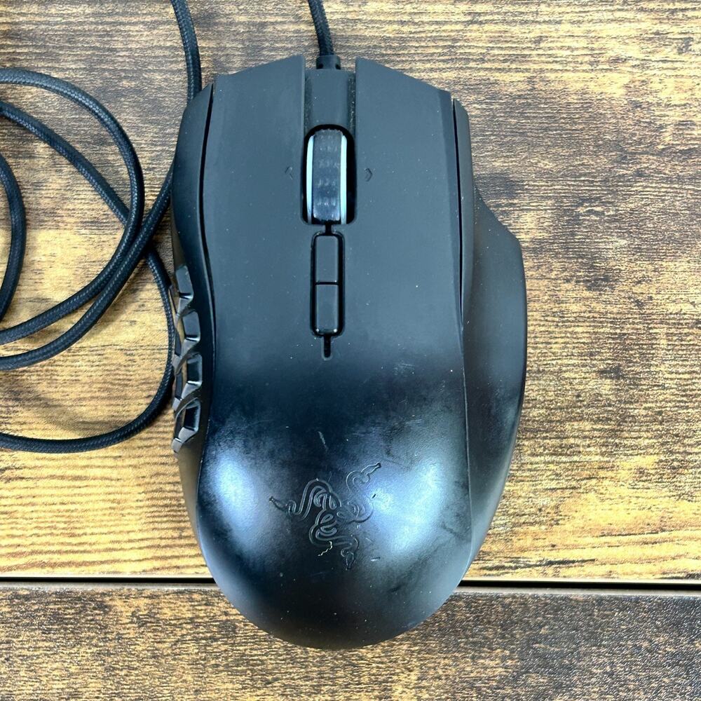 Razer Naga 2014 Gaming Mouse RZ01-0104